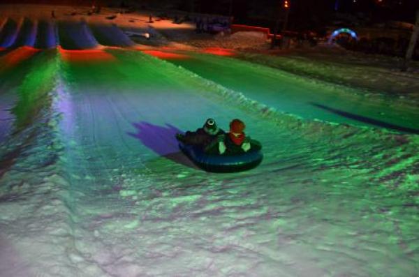 Cosmic Tubing at Mt Hood Skibowl