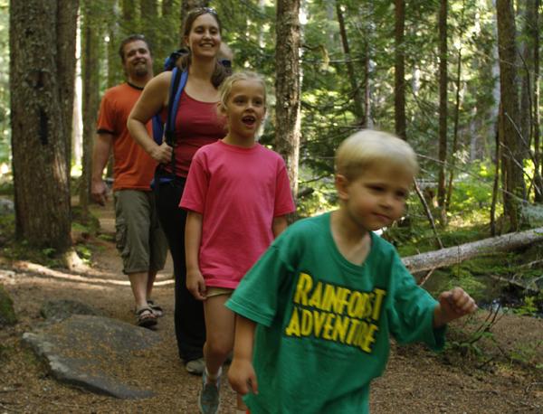 Family Hiking along the Little Zigzag Falls Trail