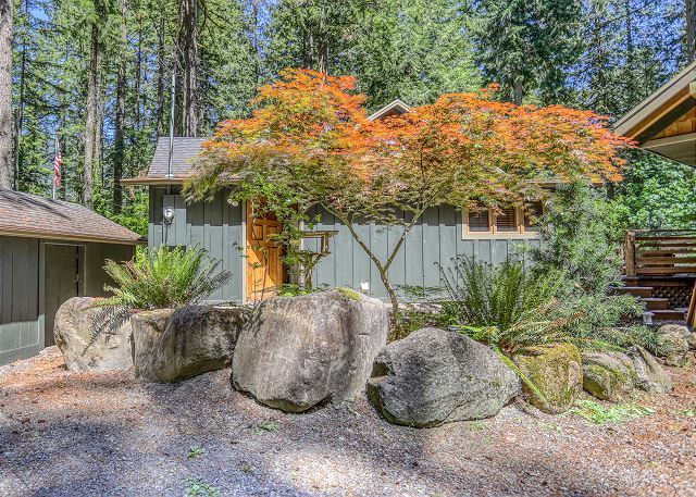 Fall colors at a Mt. Hood vacation rental